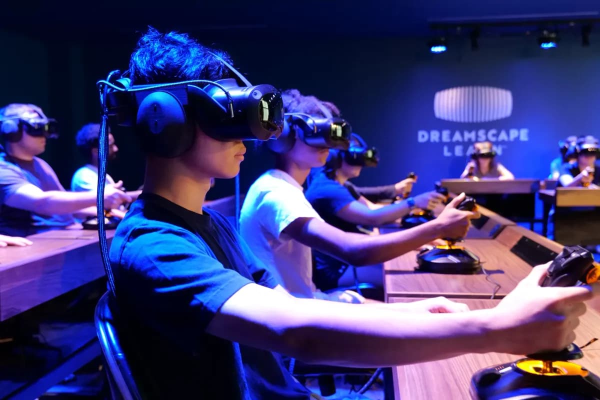 Dreamscape Learn transforme les cours avec un labo VR au St. Charles Community College