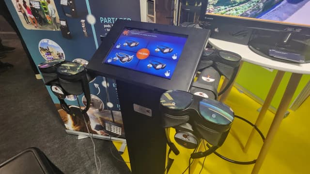 Borne VR pilotée par tablette